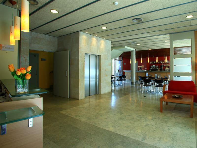 Aqua Hotel Nostre Mar Apartments ピネダ・デ・マール エクステリア 写真