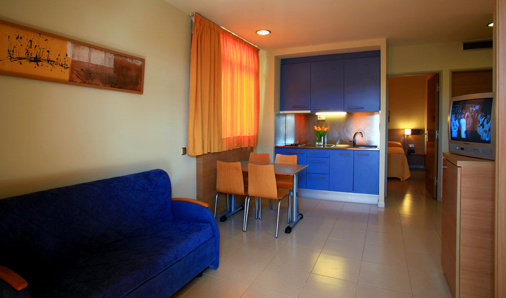 Aqua Hotel Nostre Mar Apartments ピネダ・デ・マール 部屋 写真